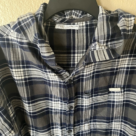 Zara flanel - Picture 3 of 6